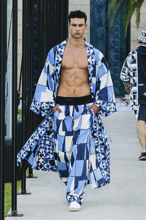 dolce gabbana fashion week 2021|dolce and gabbana blue man.